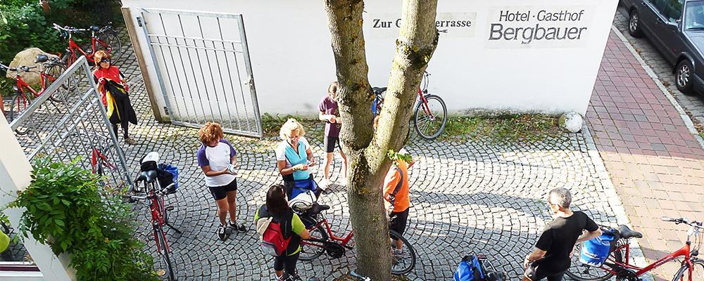 Hotel Bergbauer Mit Late-Self-Check-In Neuburg an Der Donau Exterior photo